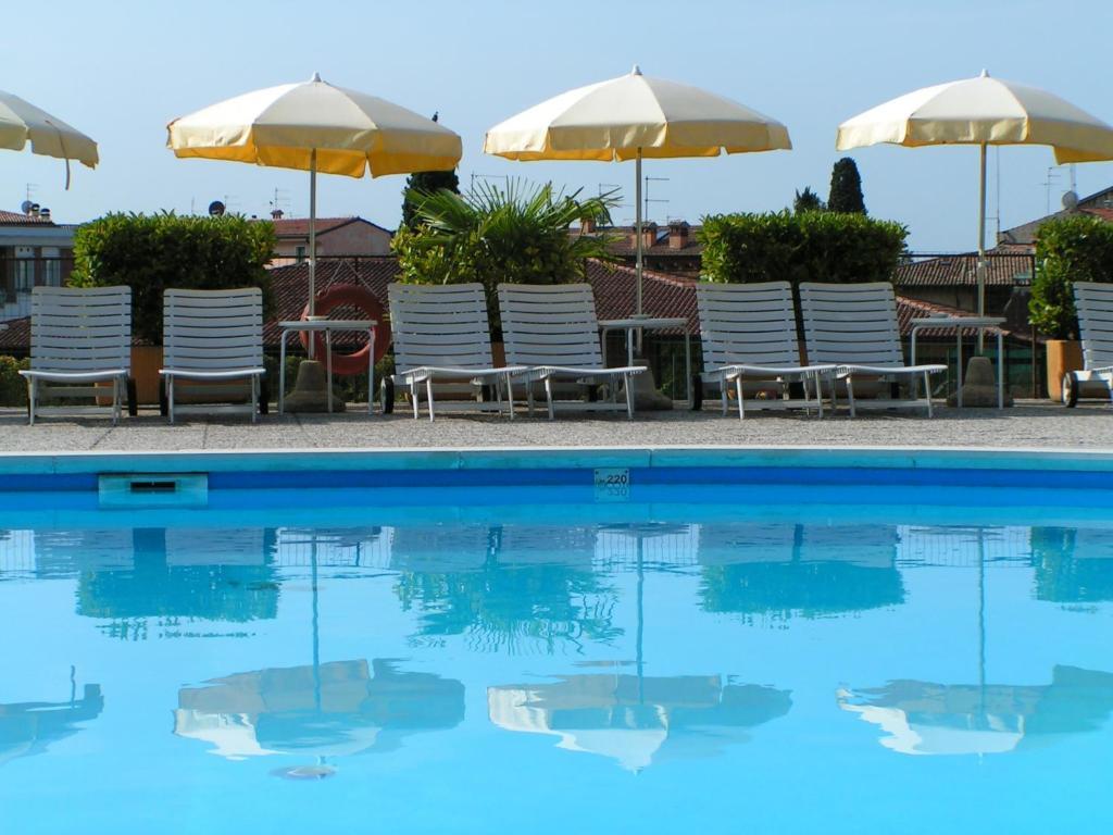 Hotel Garden Ngoại thất bức ảnh